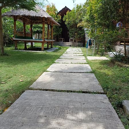 Bale Hostel Kuta  Luaran gambar