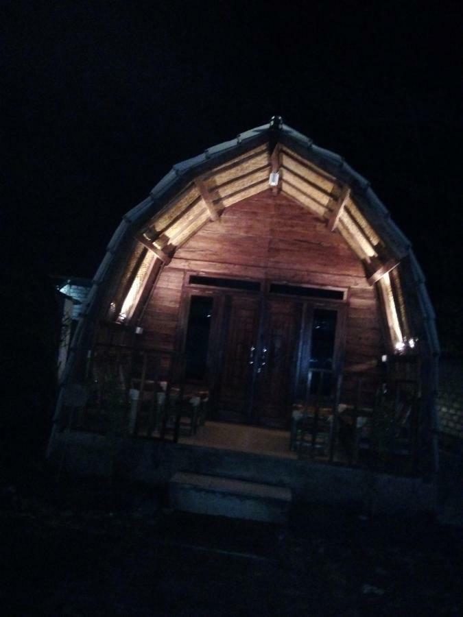 Bale Hostel Kuta  Luaran gambar