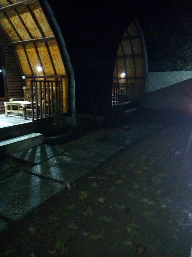 Bale Hostel Kuta  Luaran gambar