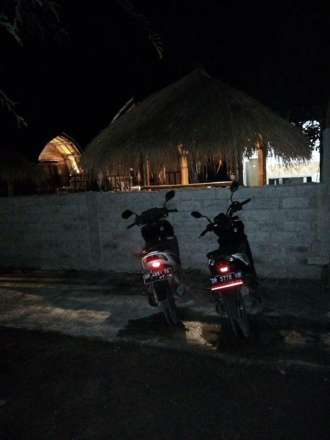Bale Hostel Kuta  Luaran gambar